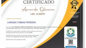 LARISSA TOBIAS PEREIRA